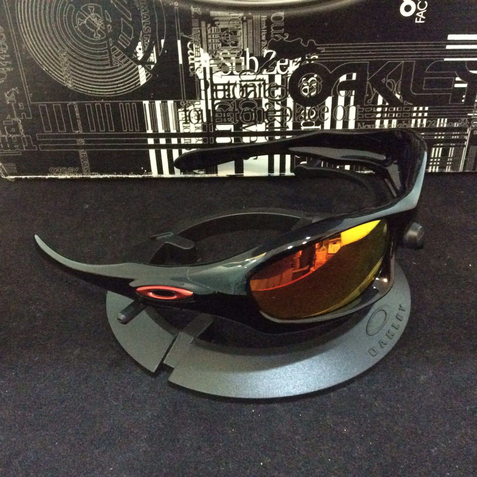 Oakley monster cheap dog ducati